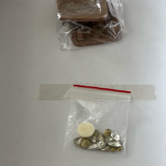 Collection Daniele Block Heel Sandal by BADGLEY MISCHKA - Picture 3 of 9